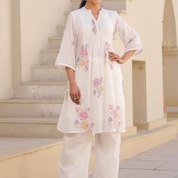 AUTUMN LANE Tridhara Angel Embroidered Pure Cotton Tunic With Palazzo Set-image-79