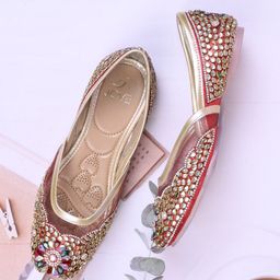 Jove Women Embellished Ethnic Mojaris Flats-picture-2
