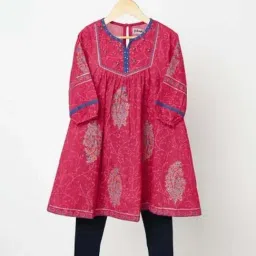 Fabindia Kids Fuchsia Cotton Embroidered Suit Set-image-40