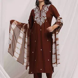 Anouk Women Paisley Embroidered Regular Thread Work Kurta with Trousers & With Dupatta-19