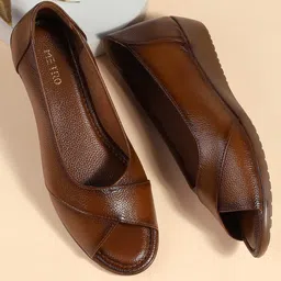 Metro Leather Textured Wedge Heel Sandals-picture-34