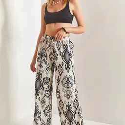 BIANCO LUCCI Women Ethnic Motifs Printed Mid-Rise Parallel Trousers-37