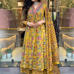Parth Fab Women Ethnic Motifs Printed Regular Kurta with Palazzos & With Dupatta image 2