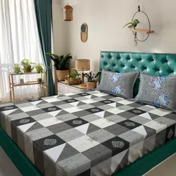 KLOTTHE Grey & White Geometric Printed 400 TC Cotton King Bedsheet Set 2.70 m x 2.70 m-22