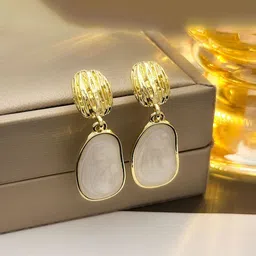 DIVASTRI Korean Gold-Plated Teardrop Shaped Artificial Stone Studs image 2