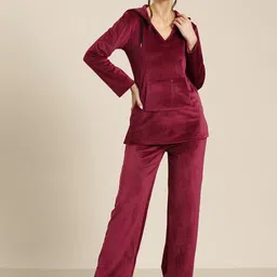 Qurvii Women Solid Velvet Top with Trousers-35