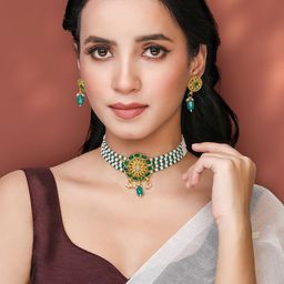 Peora Gold Plated Stone Studded & Beaded Jewellery Set-image-14