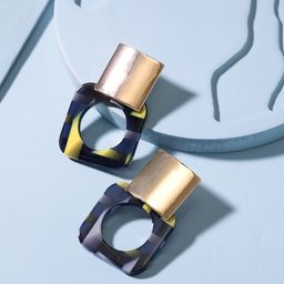 Rubans Voguish Gold - Plated Geometric Resin Studs-43