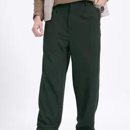 glitchez Men Essentially Basics Self-Textured Pleated Detail Relaxed Fit Trousers-image-4