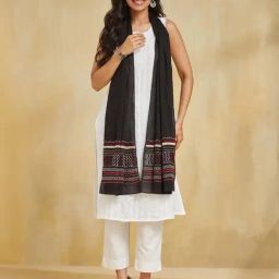 Fabindia Black Embroidered Stole-13