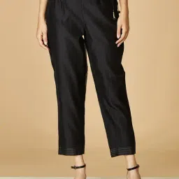 Fabindia Black Mid Rise Pants-picture-1