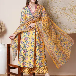 DIVASTRI Floral Printed V-Neck Anarkali Kurta With Palazzos And Dupatta-image-89
