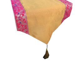 Pink Parrot Yellow 12x70 inch Jacquard Silk Table Runner-image-59
