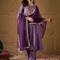 House of Pataudi Embroidered Straight Kurta With Trousers & Dupatta Kurta Sets-93