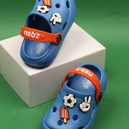 NEOZ Kids Embellished Printed Rubber Clogs-17