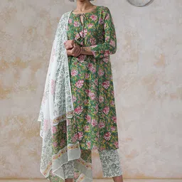 Moara Women Floral Printed Regular Pure Cotton Kurta with Trousers & With Dupatta-picture-25