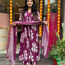 ARANGETRAM Women Floral Printed Regular Kurta with Trousers & With Dupatta image 4