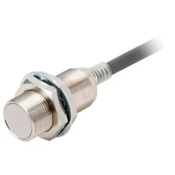 Omron Cylindrical Proximity Sensor M18 NO Operation DC 2-Wire 7 mm, E2E-X7D1-R 2M OMS-6