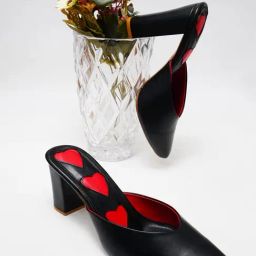 The White Pole Women's Black Mule Shoes-image-14