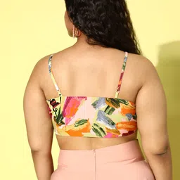 Berrylush Curve Plus Size Printed Crepe Crop Top image 5
