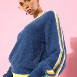 The Roadster Life Co. Solid Fuzzy Pullover Sweater-image-49