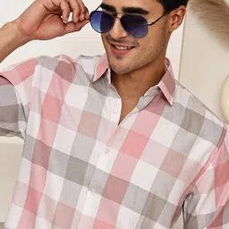 The Roadster Lifestyle Co. Men Classic Fit Checked Spread Collar Pure Cotton Casual Shirt-image-25