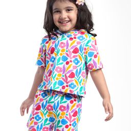 Babyhug Single Jersey Knit Half Sleeves Hooded T-Shirt & Shorts Set with Floral Print - White-image-94