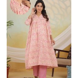 Ikk Kudi by Seerat Cotton Woven Three Fourth Sleeves Abstract Printed Kurta With Nursing Access & Pant Set - Pink-image-50
