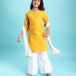 Pine Kids Woven Three Fourth Sleeves Floral & Sequin Embroidered Kurta Salwar Set with Dupatta - Mustard-image-63