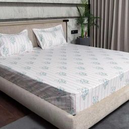 Urban Space Serene Rust Cotton 200 TC King Fitted Bedsheet With Pillow Covers-image-44