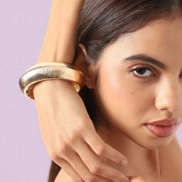 Sohi Women's Minimal Bangle Bracelet - Gold image 2