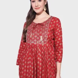 BUYNEWTREND Maroon Cotton Printed A Line Short Kurti-picture-41