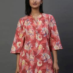 Aurelia Red Cotton Printed Straight Short Kurti-image-12