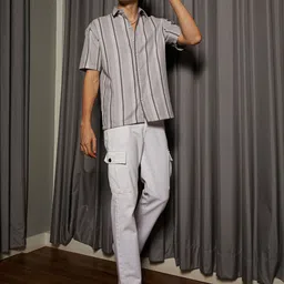 Campus Sutra Men Comfort Spread Collar Striped Casual Shirt-picture-5