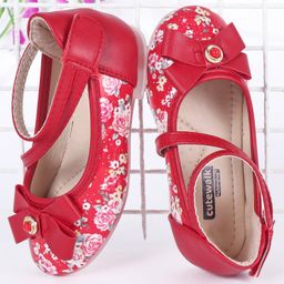 Cute Walk by Babyhug Floral Printed Bellies - Red-image-17