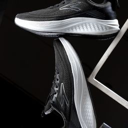 Action Men Mesh Running Non-Marking Shoes-7