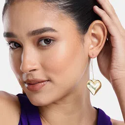 DressBerry Heart Shape Drop Earrings-image-93