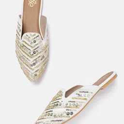 House of Pataudi Women Sequin Embellished Ethnic Mules-41