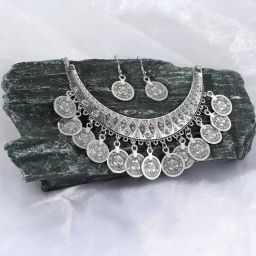 SOHI Silver Plated Designer Stone Necklace and Earring Set For Women-image-43