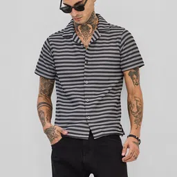 Snitch Men Smart Slim Fit Horizontal Stripes Opaque Striped Casual Shirt-picture-33