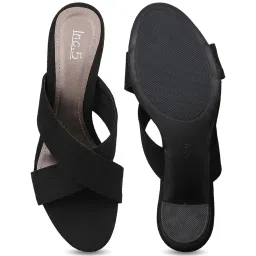 Inc.5 Women's Black Cross Strap Sandals image 3