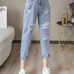 HERE&NOW Women Boyfriend Fit Mid-Rise Mildly Distressed Light Fade Jeans-picture-16