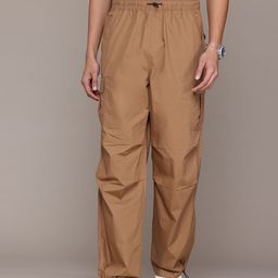 Roadster The Lifestyle Co. Men Pure Cotton Pleated Cargos Trousers-picture-12