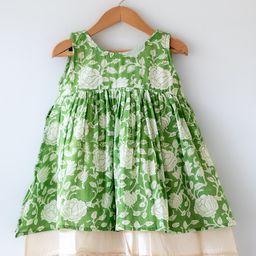 Love the World Today Cotton Woven Sleeveless Floral Swirls Printed Layered Dress - Green-image-10