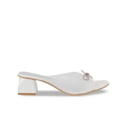 Mochi Open Toe Block Heels With Bows image 4