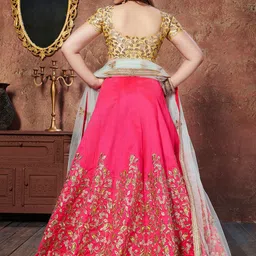 DIVASTRI Embroidered Sequinned Semi-Stitched Lehenga & Unstitched Blouse With Dupatta image 5