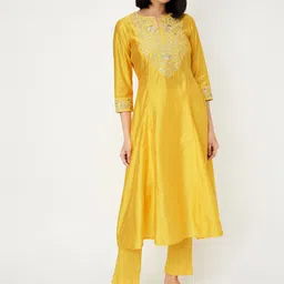 max Women Floral Embroidered Regular Kurta with Trousers & With Dupatta-image-22