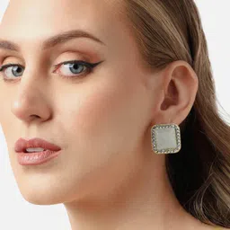 DressBerry Gold-Plated Artificial Stones Studded Square Shaped Drop Earrings-18