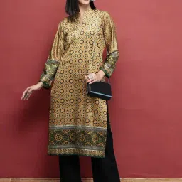 Ahalyaa Mustard Velvet Regular Fit Printed Kurta-picture-18