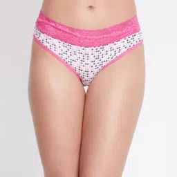 Clovia Mid Waist Houndstooth Print Hipster Panty in White with Lace Waist - Cotton-image-35